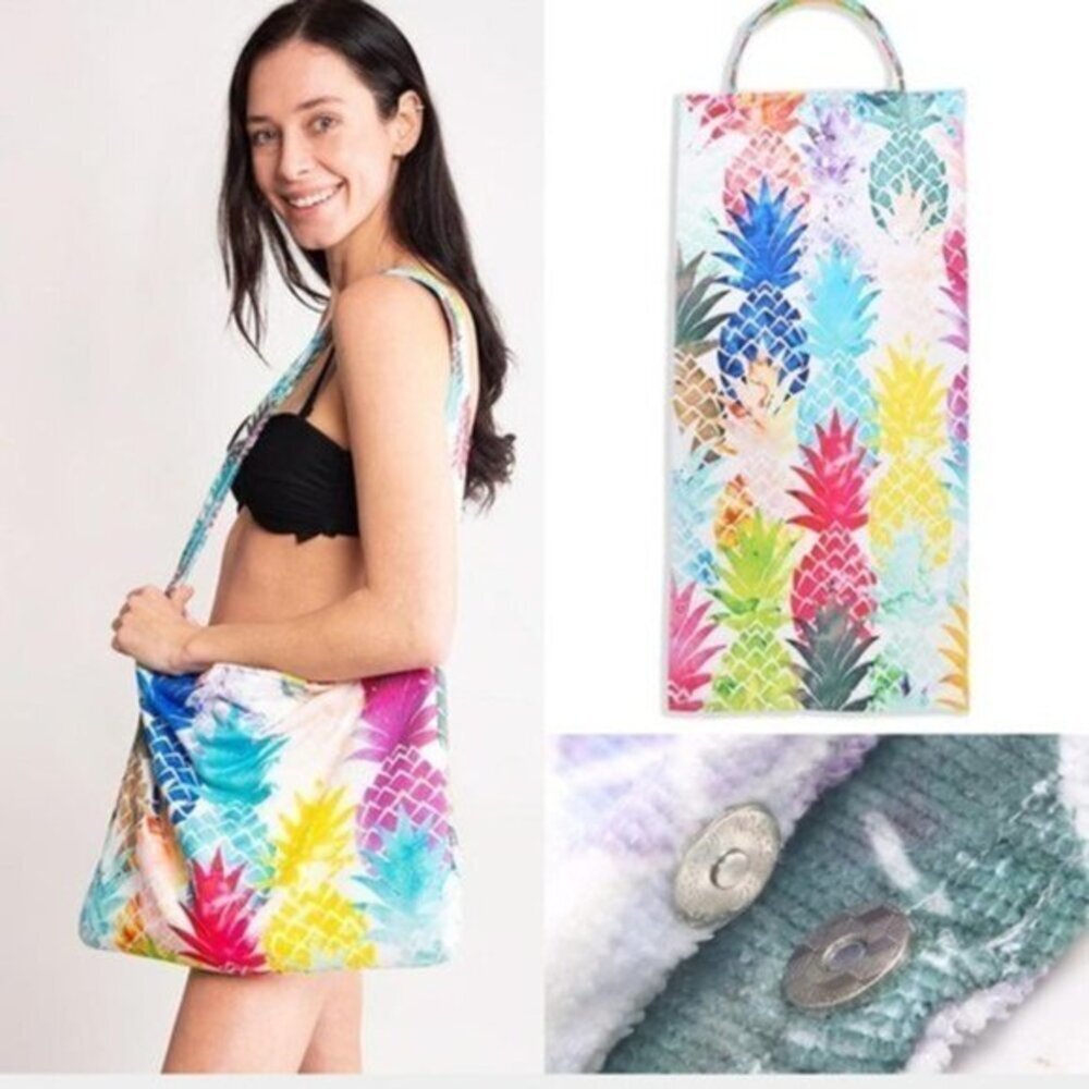 Convertible Pineapple Print Beach Towel & Tote Bag in one NWT